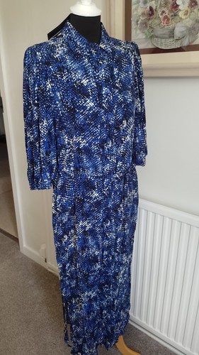 Bnwt long crepe viscose - m,