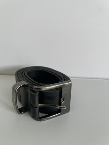 Black leather belt size - m&s,